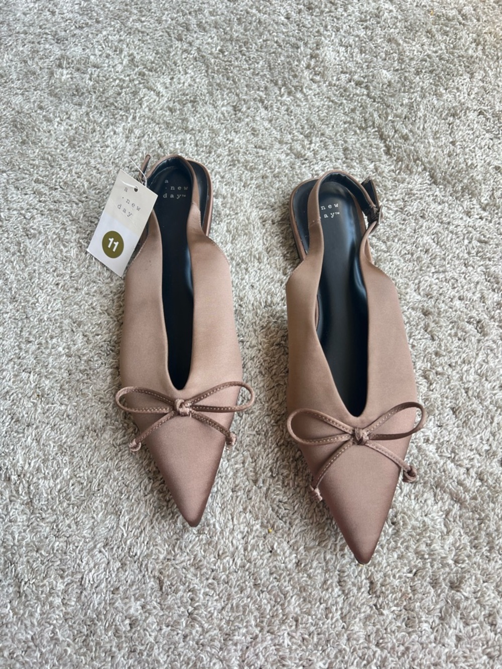 a new day Blush Slingback Pointed Flats with Bow. Size 11